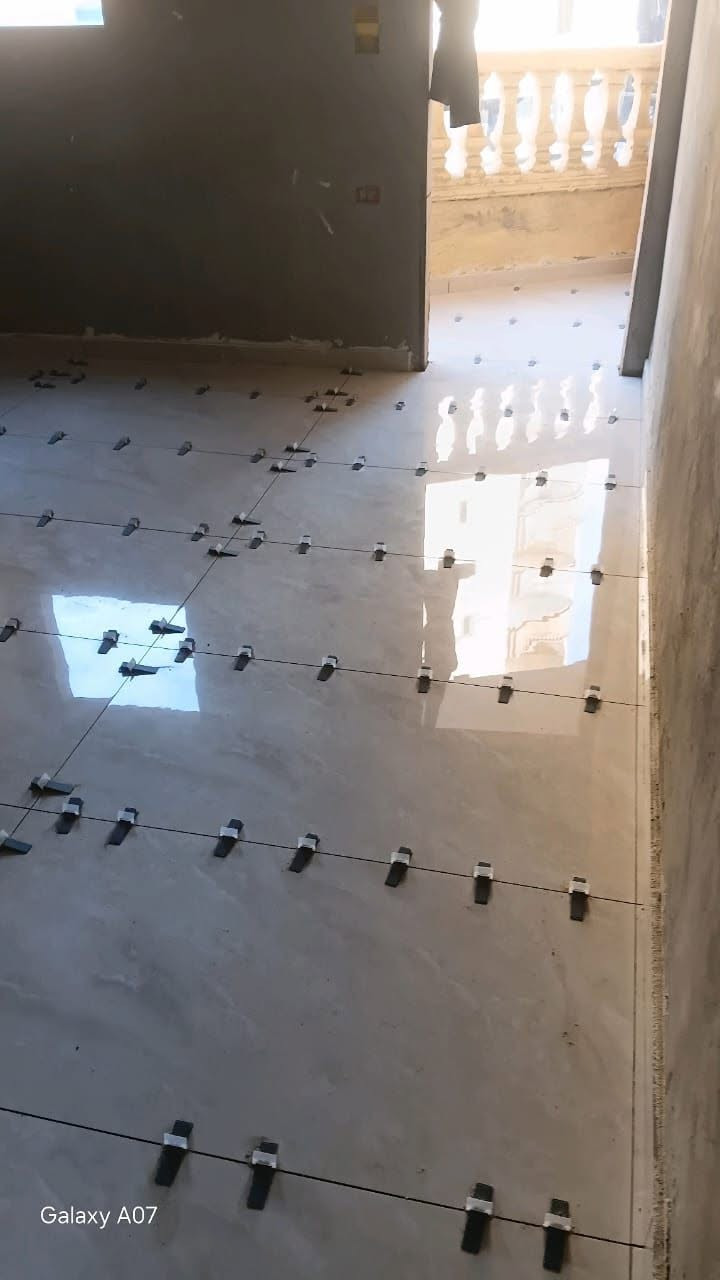 ***********
