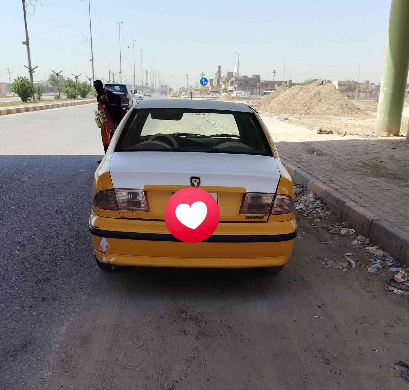السلام عليكم
سمند للبيع موديل ٢٠١٢ حداديه جديده مكينه وكير مكفولات رقم واسط مكان السياره ديوانيه (***********)

