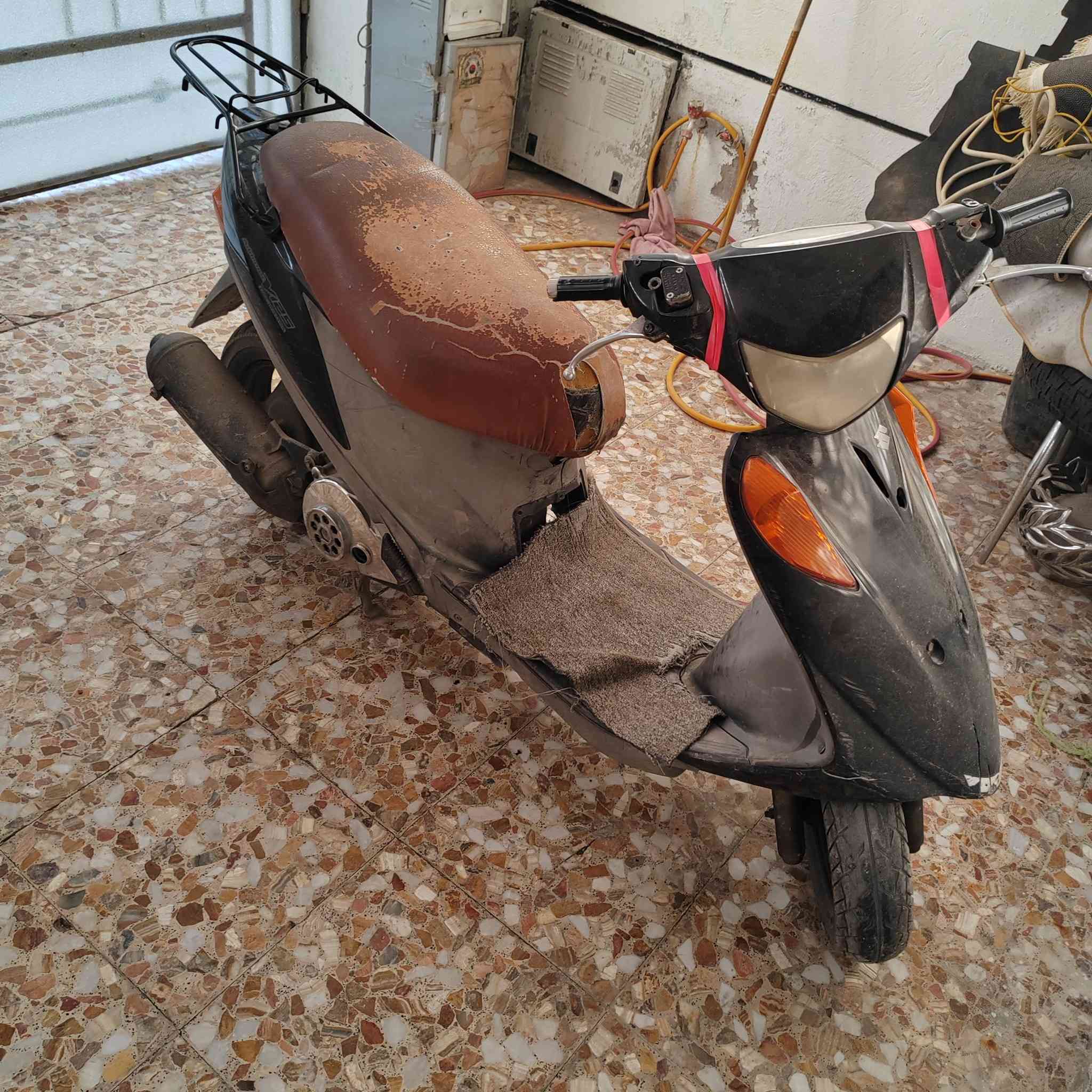 ادرس ياباني البيع دراجه جاهزه مابيهه كل نقص مكانهه بغداد الرصافة السعر ٣٠٠٠
***********

***********
