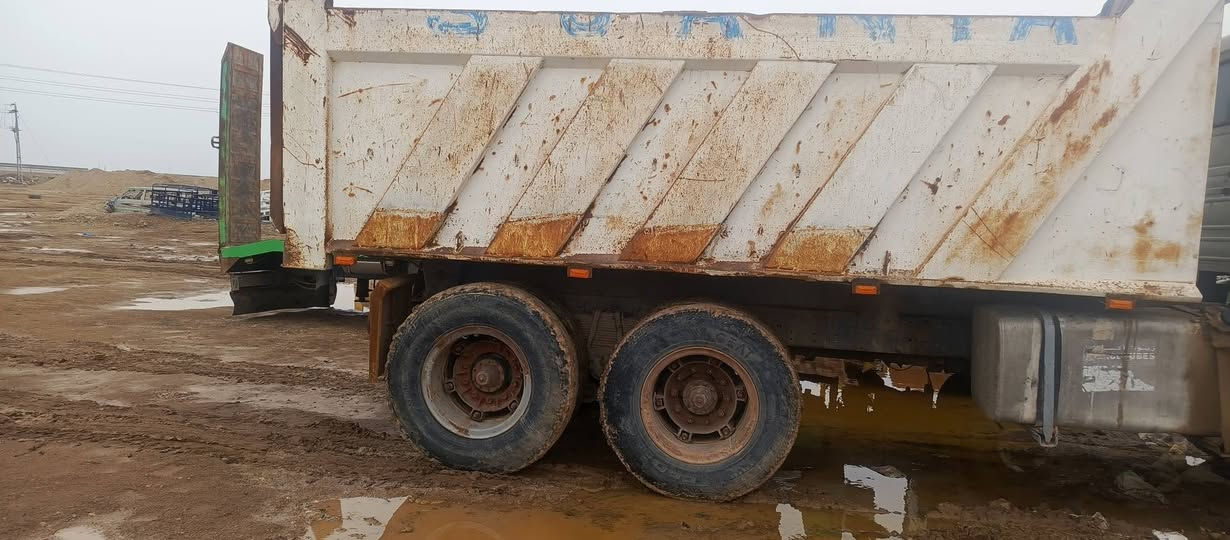 سلام عليكم للبيع مكينه 8 مكان الكوت ***********
