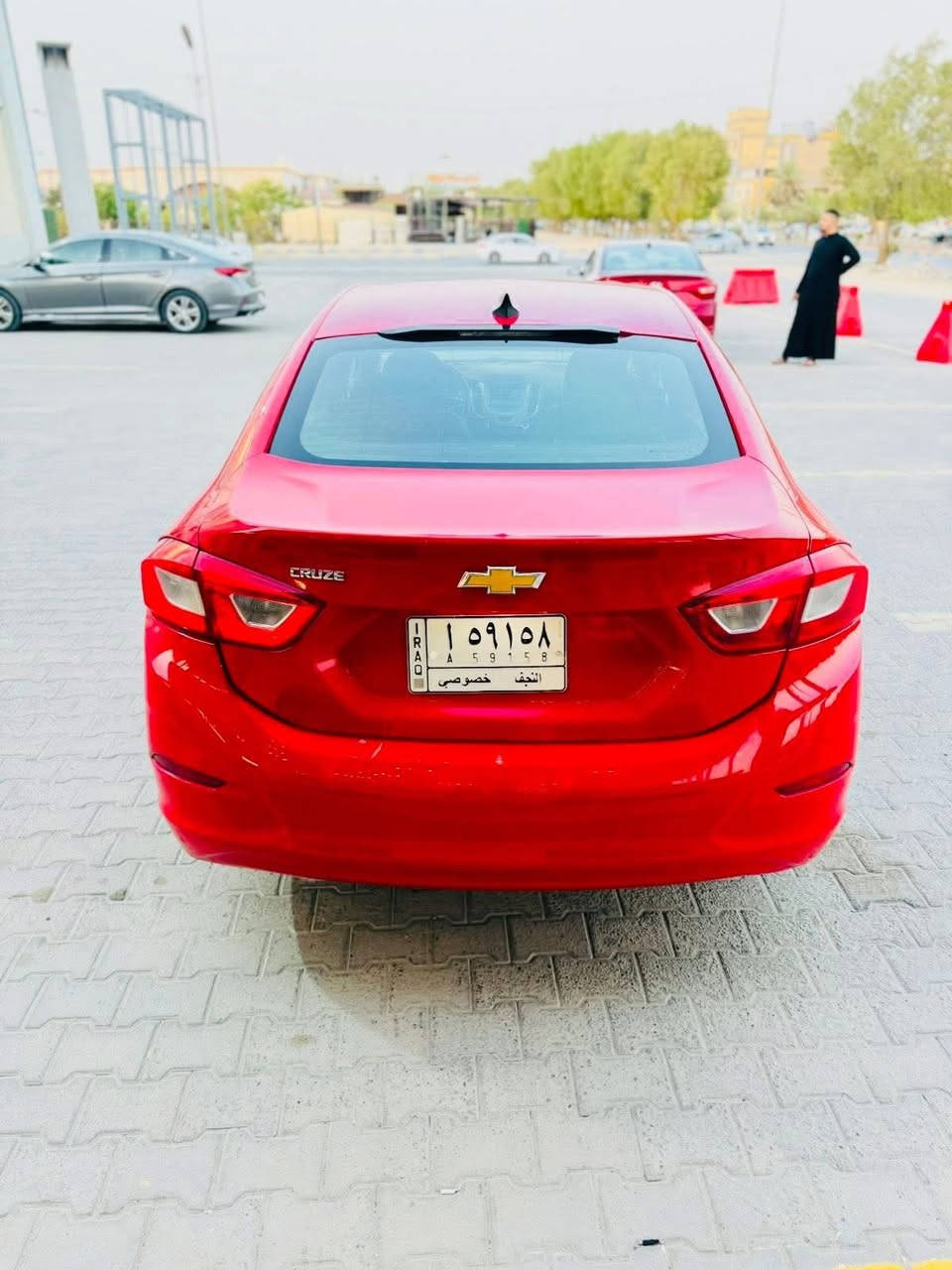 السلام عليكم
للبيع كروز موديل 2017 
امريكي حادث جاملغ وبنيد حادث امريكا 
وشوية بل باب ودور خلفي اثر شخوط 
بدون حادث  قوي 
موصفات نص فول  محرك وكير وحدادية كلة جديد. تبريد  نص عمر  والباقي جاهزة من كلشي. رقم نجف حرة تحويل مباشر 
السعر 80 وبيها مجال  ***********
