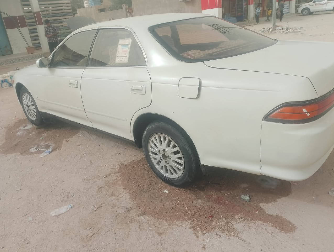 السلام عليكم سياره مارك نفخ بيها كصتين جنطه وغمره مكينه وكير ففتي جدد حداديه جديده تخم تاير جدد رقم نكليزي سنويه 30 مكاني البصره الزبير السعر 42 وبيها مجال الشراي رقم راعيها ***********
