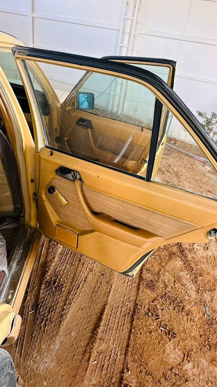 مارسيدس دب موديل ٩٠ محور بطه  ثنين ونص تبريد شغال كهربائيات كلهه شغاله كير مكينه جديد حداديه 70 بالميه السعر 47 وبيهه مجال المكان كربلاء
رقم صاحب السياره ***********
