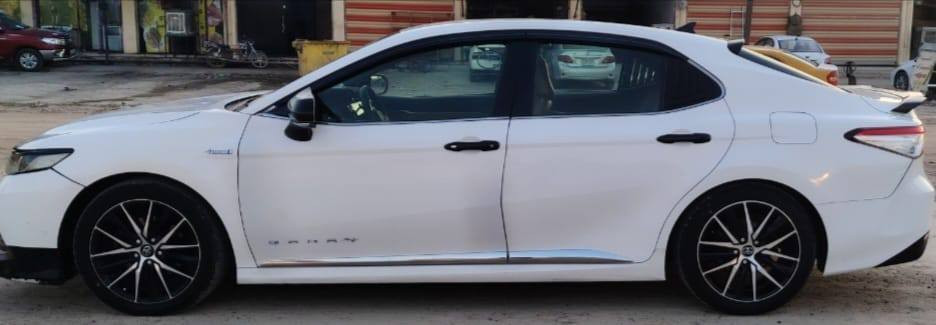 السلام عليكم 
  كامري تكسي دبي  موديل2020 مسجل 2022مصبوغه عام تغير لون رقم بغداد دولي جديد بدون ضرر فقط تبديل باب السايق سرقه 
كير محرك تبريد تايرات بطاريات كلا شرط 
السعر 132 بيه مجال شي قليل 
العنوان صلاح الدين تكريت 
رقم ***********
