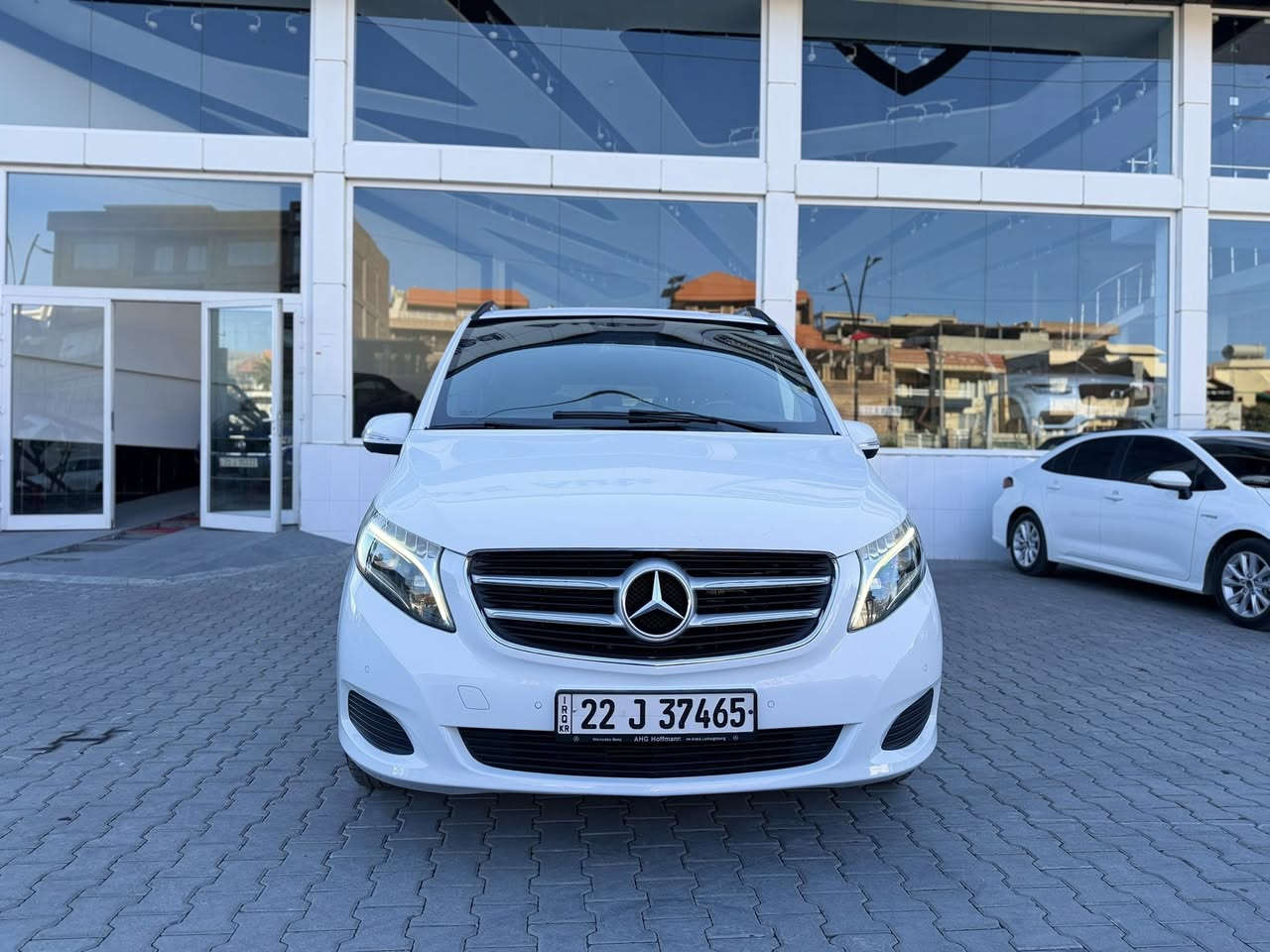 Mercedes V-class 
V220D
موديل :2014
وارد: خليجي 
حجم المحرك : 4 سلندر ديزل 
المسافة المقطوعة :170000كم
رقم أربيل 
5 أبواب- حساسات - كاميرا - رادار - تحديد سرعة تفاعلية - كشنات VIP -و مواصفات لخ 
للاستفسار : ***********
————————————-
Mercedes C-class 
V220D 
ساڵ: 2014 
خەسڵەت : خلیجی
قەبارەی بزوێنەر :4 بستۆن گاز
ماوەی رۆشتن :170000 کم 
ژمارە هەولێر 
5 دەرگا ـ حاسەی پێش و دوا ـ کامێرا ـ رادار ـ تەحدید سرعە ـ کوشن VIP- و زۆر مواصەفاتی تر 
بۆ پەیوەندی: ***********
