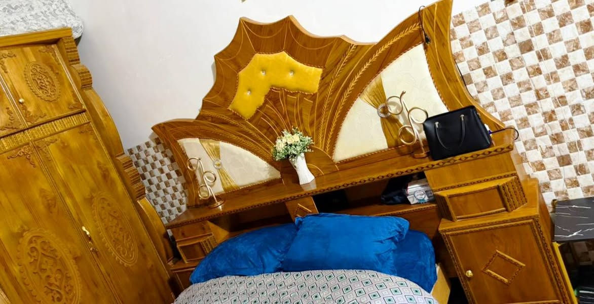 غرفه ام السته طابقين تزكام داخل خارج صاج استعمال الغرفه شيء قليل جدا مكان الغرفه بابل الحمزه الغربي‏‪***********‬‏
