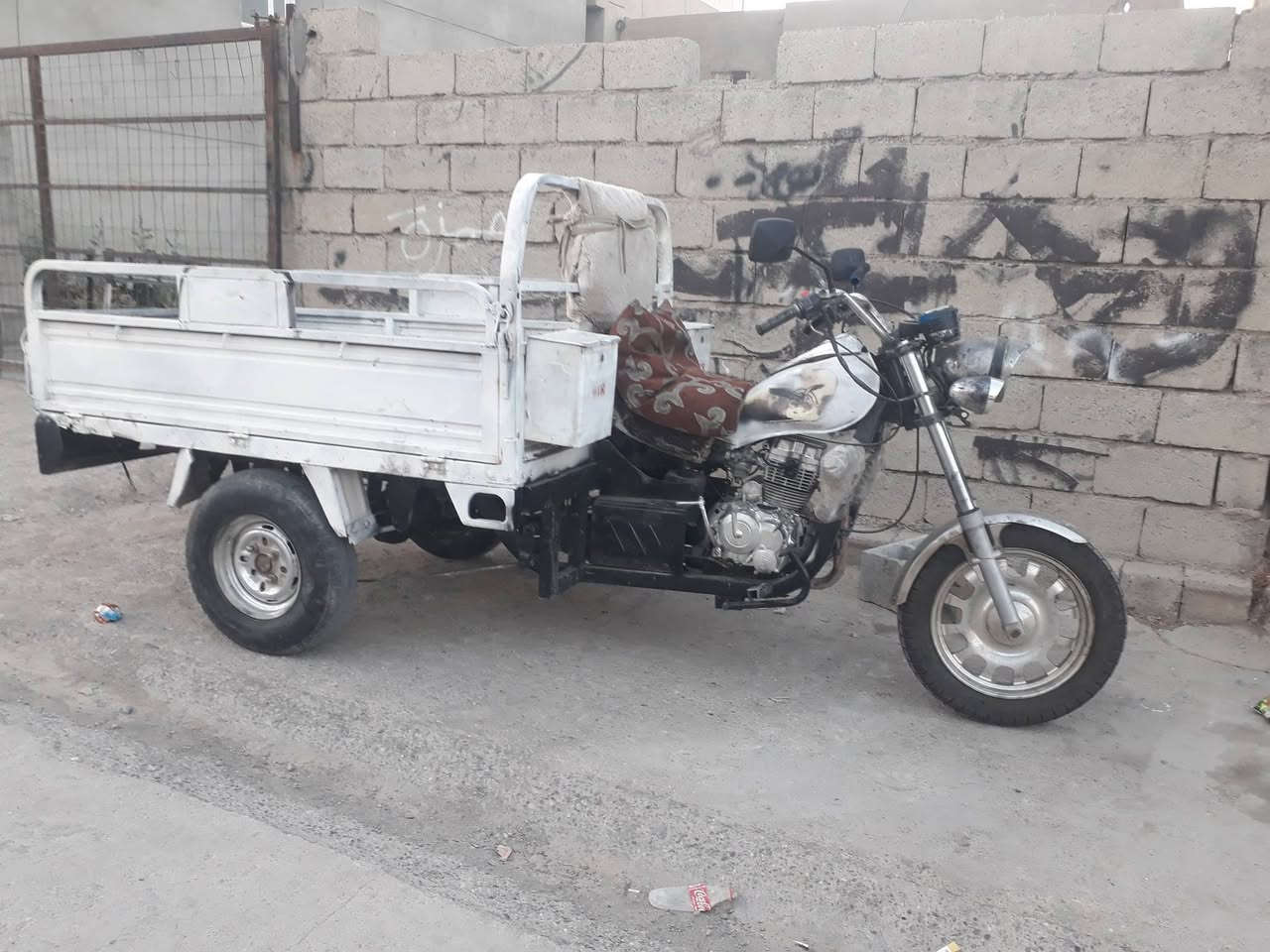 السلام عليكم ستوته ٢٠١٥ للبيع محرك ٢٥ جاهزه فحل بليته سعر ٧٥٠ وبيها مجال /***********
