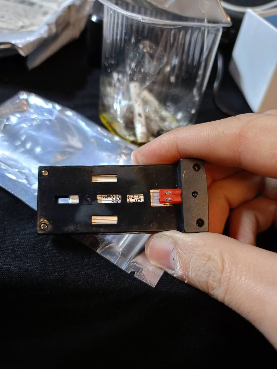 بطاريات درون عندي تقريبا 8 قطع اكتبلي سعر وبالعافية


**إذا كنت صاحب هذا الإعلان وتريد حذفه لأي سبب، رجاءا أرسل رسالة إلى الدعم الفني**