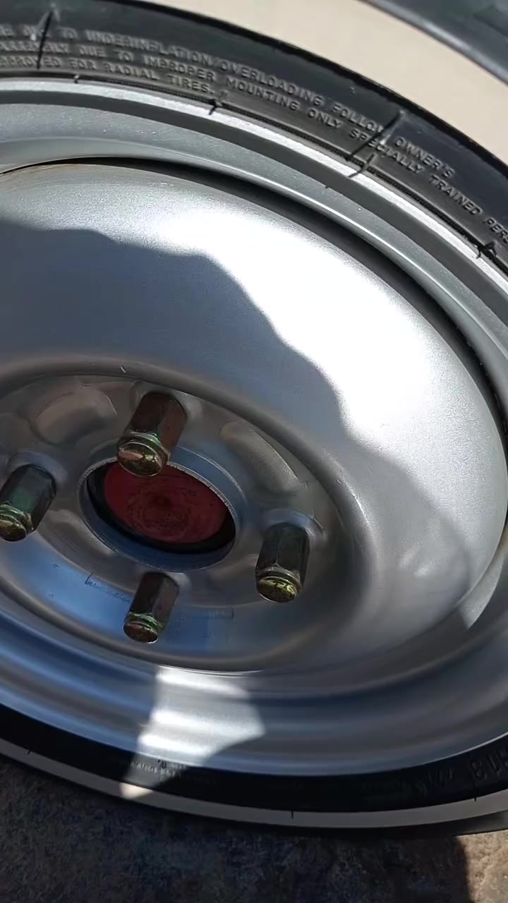 ستوته للبيع أوراق اصولي موديل ٢٣ الستوته متوازي عله بعته 
السعر قفل ٢او ٣٠٠ للاستفسار ***********
