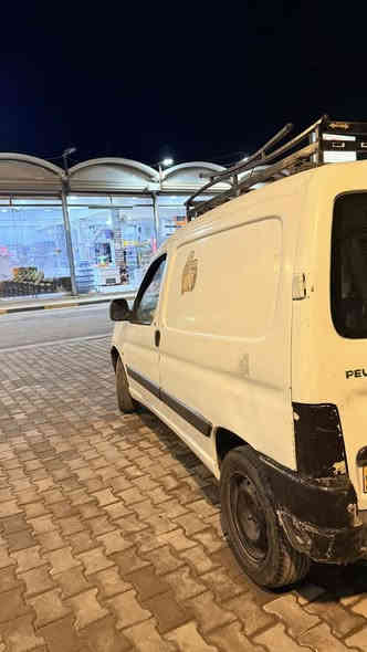 سلام عليكم
سيارة بانتر للبيع موديل 2012
محرك مكفول لا تبخير لا تنقيص
اكسنت كير مكفول
الهاتف***********
