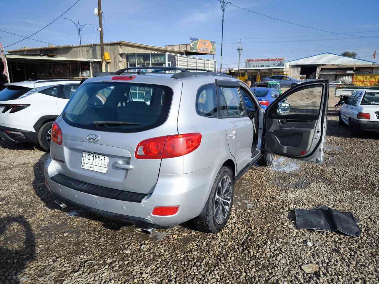 سنتافي 2008 ، محرك 2700 ، 6 سلندر ، وارد امريكي
رقم بغداد ، السيارة ليبل واحد فقط جاملع امامي مرجع على البارد ولا قطعة تبديل مصبوغة حزام للجمالية اثر جرد ، محرك وكير وتبريد وشاصي مكفولات ، مكان السيارة كربلاء ، رايدها ب  115
***********
