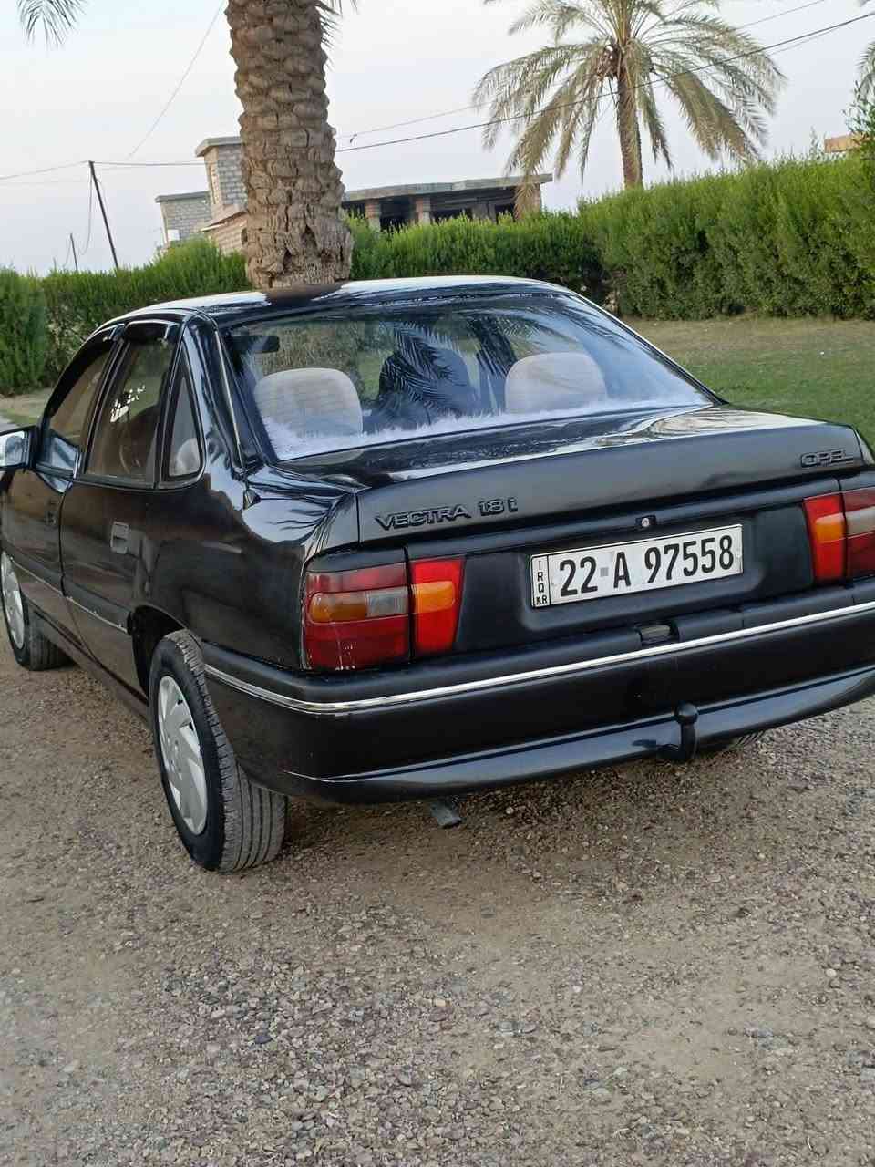 السلام عليكم
اوبل فكترا موديل 91

سياره نضيفه من دعاميه للدعاميه

السياره طخت جاكوج مابيها بس صبغ جماليه 

محرك 1800دوش 

كير عادي

كير محرك متعهد

صدر جديد

تخم تاير جديد

سياره نضافه واحد علئ واحد

سعر 48 وبيها مجال قليل حك جيه

***********

*********** ارقام صاحب سياره

مكلف بنشر🤍❤
