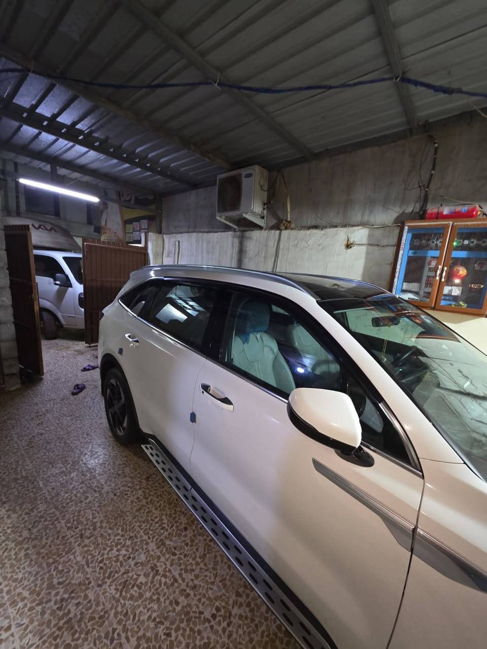 سورنتو 2024 واحد عله واحد
6 سلندر  7 راكب 
  اني شرعي
 مكاني موصل 
  مواصفات فول  
 ماشيه 61 
 4 كامرات
 سياره بدون اي ضرر وبدون اي شخط
 كشنات حار بارد  
  سعرها /335/ وبيه مجال 
*********** كورك 
 *********** اسيا
