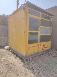 كرفان مستعمل • نضيف • مترين ونص