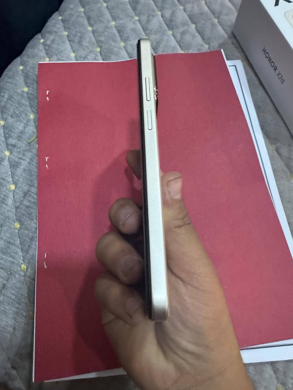 السلام عليكم
هونر x7d
ذاكرة 256
عشوائية :8+8
بطارية عملاقة بحجم 6500
شاشه سريعة بمعدل 120 Hertz
كامرة :108 ميكا بكسل
الجهاز مقاوم الماء والغبار
دبل سيم كارت
سماعه ستريو
شاشه عملاقة بحجم 6.77
اندرويد :15
الجهاز مستخدم 5 ايام
للبيع ٢٠٠ أو مراوس بجهاز


**إذا كنت صاحب هذا الإعلان وتريد حذفه لأي سبب، رجاءا أرسل رسالة إلى الدعم الفني**