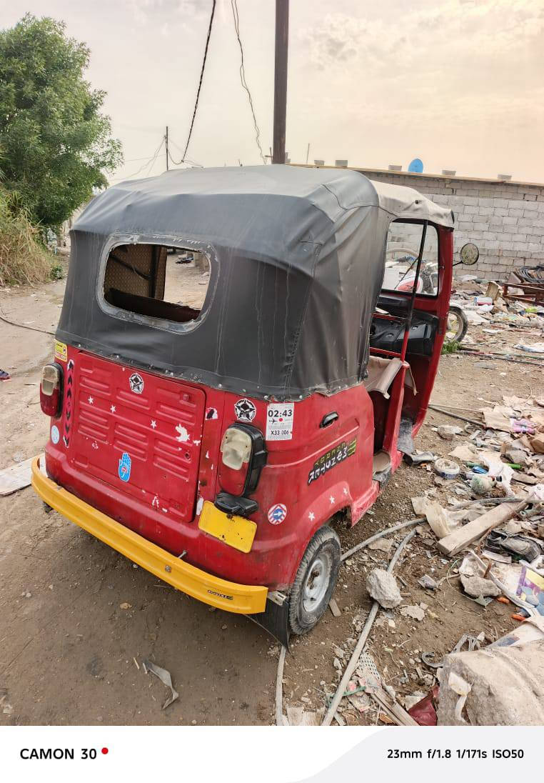 السلام عليكم تيك توك موديل ١٨شهر ٧ تكتك خير من الله كل نقص ما بيها سعرها ٢٠٠٠او  وبيها مجال حك جيه مكاني ابوب شام أوراق كامله  ***********
