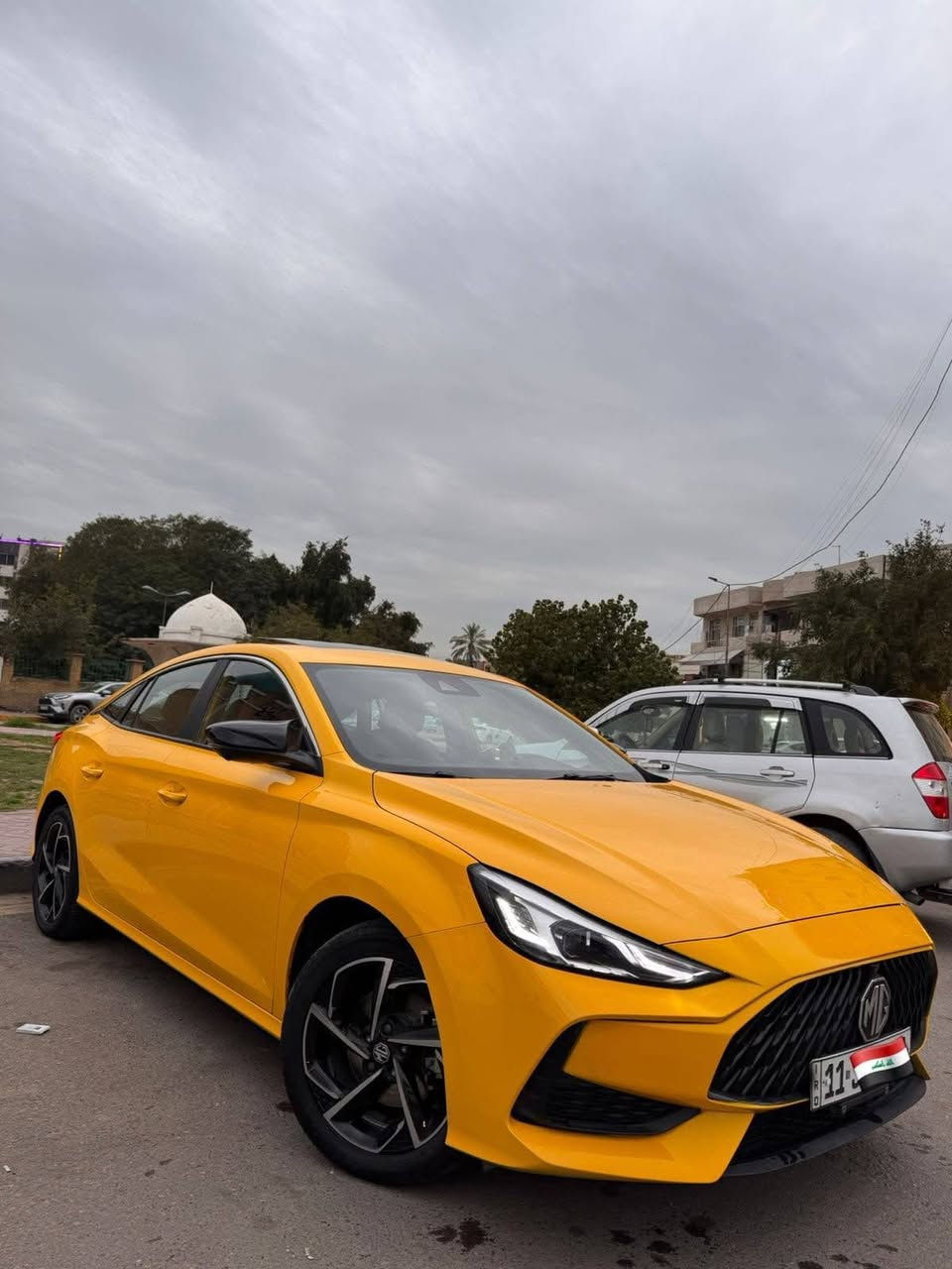 سيارة MG GT خليجي موديل 2023
استلام شركة خصوصي وفوول مواصفات
 
محرك 1500 تيربـــــو
 بصمة دخول وتشغيل
فتحة سقف
تبريد قطعتين
كشنات جلد
 مثبت سرعة 
كشن سايق كهرباء
 مري شفط
 هاندبريك بصمة
 اوتو هولد 
العدادات شاشة
 كامرات محيطية 360 درجة
 شاشة اعطال
 حساس اطارات
 دخول ذكي
 رادار امامي
 حساسات خلفية
 تحذير خروج من المسار
  مانع انزلاق
 نظام تحكم بالمنحدرات
 كاميرا اصطفاف جانبية
 شاشة كبيرة
 اضاءة لد نهاري 
لايت دوار عدسة متحركة
داخل جلد 3 الوان كشنات وابواب

 محرك كير كهربائيات تبريد كلها بالضمان
 اعلى فئة بالجيتي 
بيها طخة جاملغ وبنيد ومبدلات بدون دواخل  
ايرباك دشبول ودركة 

رقم بغداد الجديد خصوصي مو تكسي
ام الضمان مو وارد الصين
بأسمي تحويل مباشر ***********
