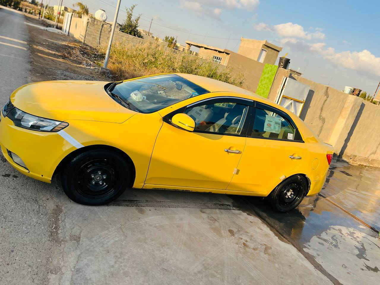 السلام عليكم
فورتي 2013 امريكي
سياره جاهزه
تفاصيلها كامله
اتصل على الرقم
***********

العنوان بسمايه قريه 10

سعرها 90 وبيها مجال
