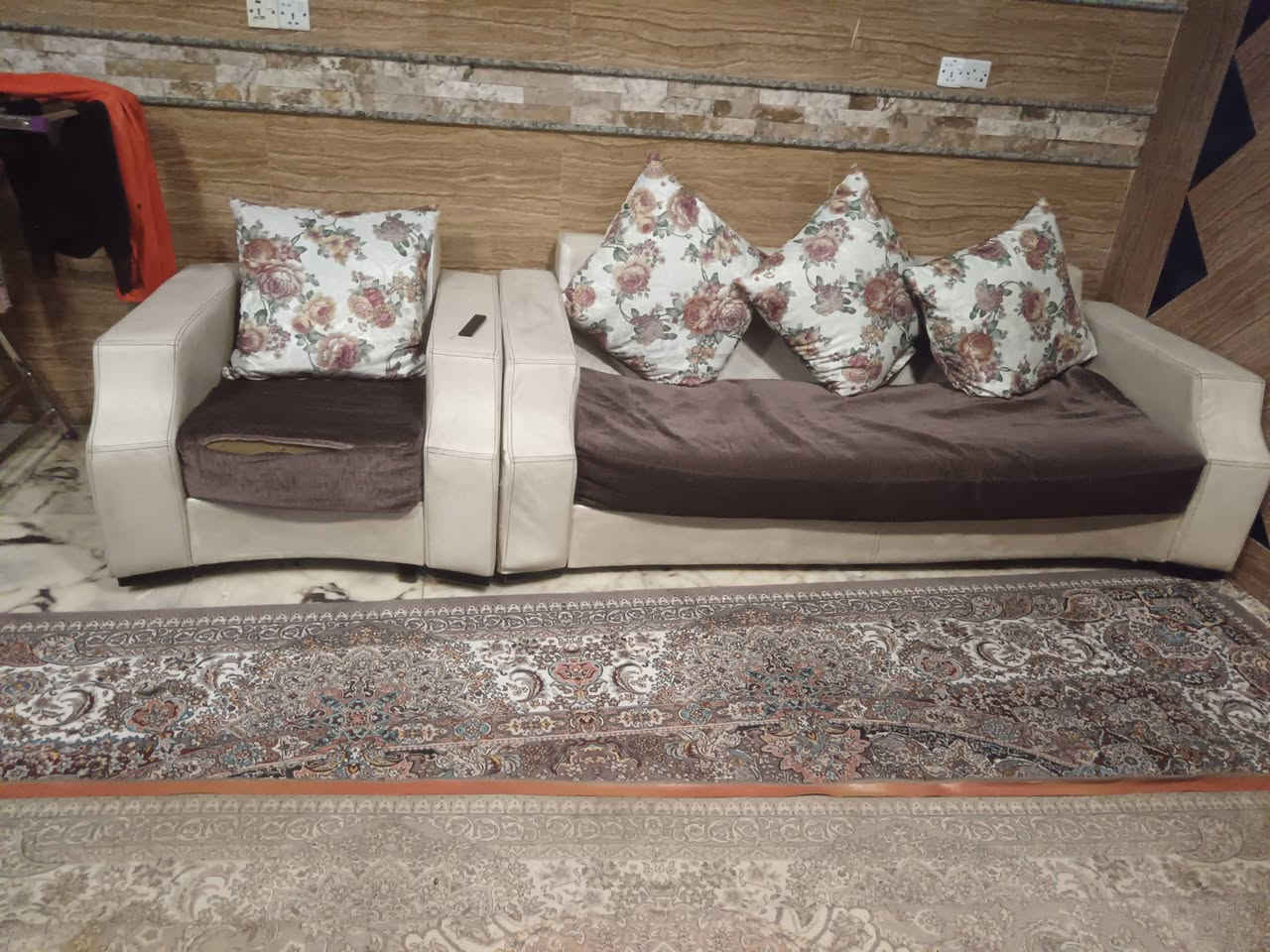 للبيع قبفات باله زان  قويات كلش عنوان بلديات  سعر ١٥٠ قفل رقم تلفون ***********
