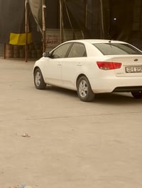كيا سيراتو للبيع 2009  خليجي بيها 2قطع رش بدون دواخل سياره حلوه مال جن...