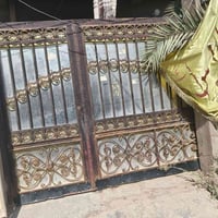 باب • خايسه من جوه • ٢٢٠×٢٨٠