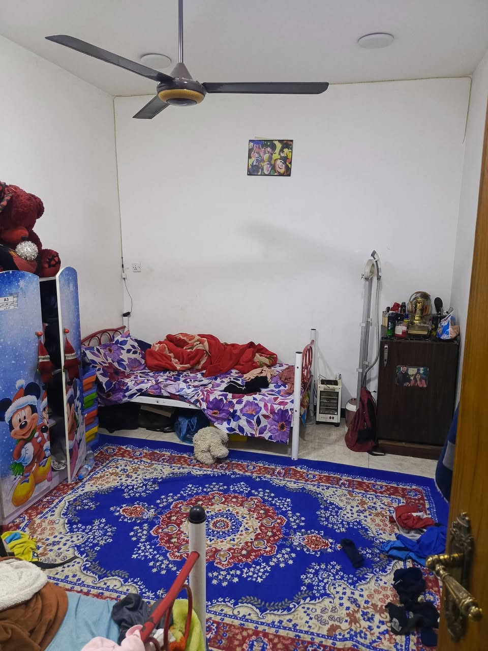 سلام عليكم 55متر للبيع مسلح طابقين الحريه محله 426القطاع القريب من الدور 
145 سعره 
***********
