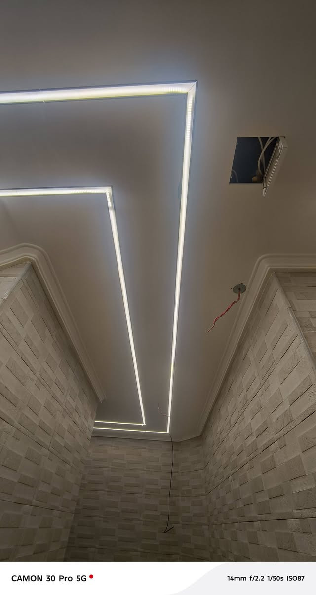 تأسيس وتنفيذ جميع الأعمال الكهربائية ⚡
تأسيس كهرباء المنازل والشقق والمحالات ✅

تم ب حمد الله إكمال بناية إنارة بروفايل في كربلاء 💜

سجاد الكهربائي ***********
