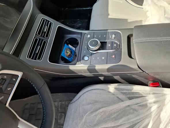 سلام عليكم
 زيرو 2025 مرقمة بغداد تحويل مباشر ثاني يوم 
بصمة + الكارت + الشاحنة + الارضيات 
مع كامل العدة منفاخ وفوم ومثلث وبدلة عمل وهوك سحب وماسحات 
شاشة دوارة ذكية وباقي المواصفات معروفة 
 بالتفويلة الواحدة 45 لتر تمشيك 1200 كيلومتر 
للاستفسار  ***********  اتصال أو واتساب 
مكاني بغداد رصافة
