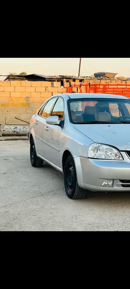 السلام عليكم فورنزا موديل 8 رقم بغداد دولي باسمي هزة جديدة  السيارة ليبل واحد عدا جاملغ امامي فقط مكفولة من ضربة كير محرك نظيف جدا تراي جدا ناعم سيارة مناقصها اي شي وعلى ايد وحدة السعر 58 بيها مجال جدا بسيط للاستفسار  مكلف بلنشر اتصال ع صاحبها ***********
