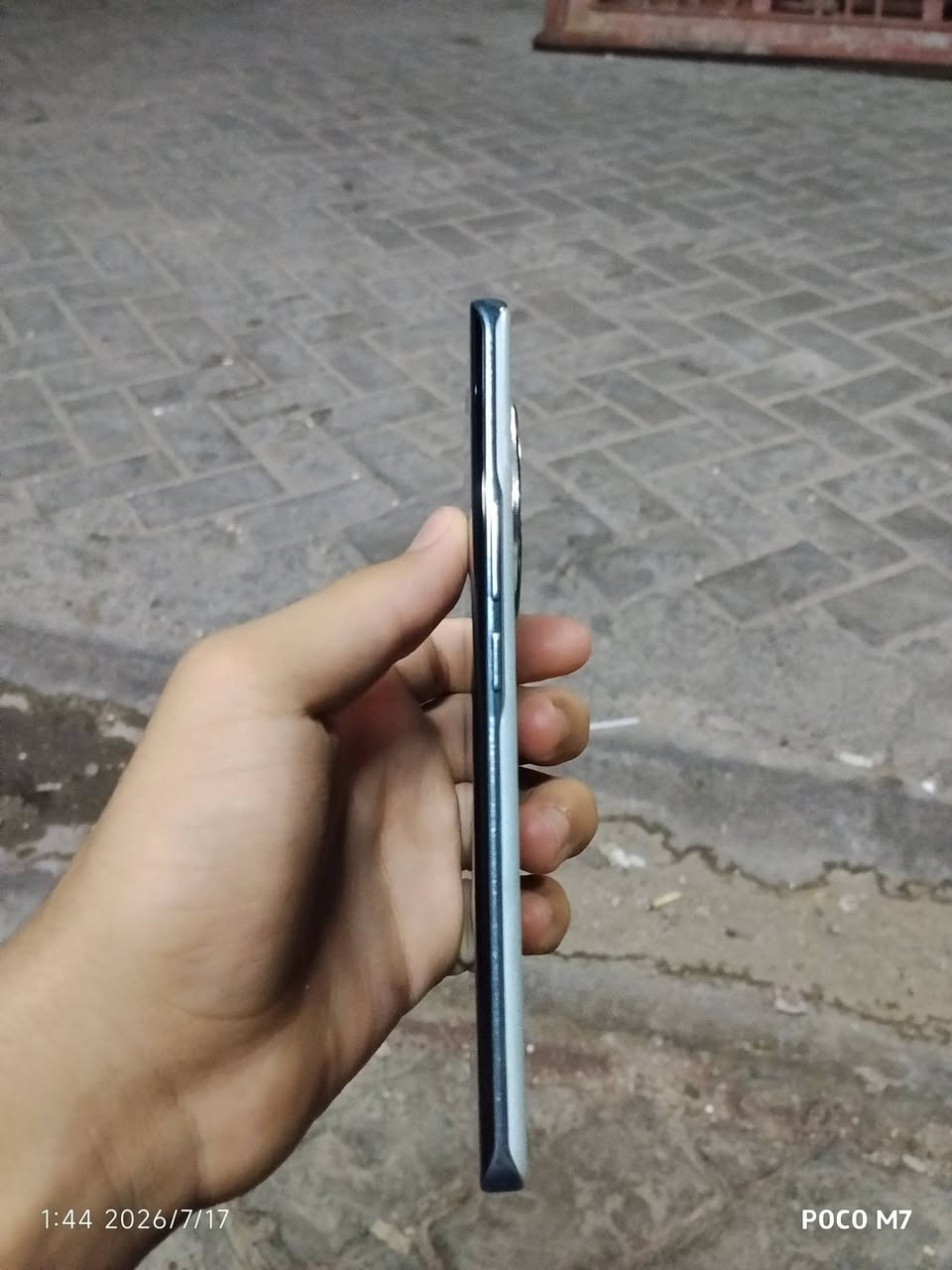 هاتف هونر x9c
السعر 300الف وبيه مجال الذاكره 256العشوائيه 8شخط ما بيه استعمال شهر واحد مع كامل ملحقاته لثكه وكفر هديه كارتونته وياه 
الرقم للتواصل ***********
