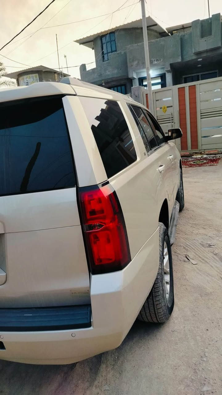 تاهو مديل 2015 معلاية 2020 LT
ماشيه 270km
السيارة مشروع وطني 
رقم مميز 70003ب بصره
وارد امريكي
كشنات تدفئة وتبريد 
كشنات كهربائية
مضلل 
صور الحادث وسونارها موجود بالصور 
السعر 230$ وبيها مجال شوي
رقم الهاتف *********** المدينة, البصرة
