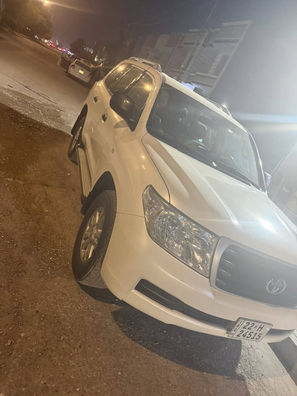 لاندكروز موديل ٢٠١١جديده جدا رقم اربيل دولي ماشيه ١٦٠كفاله عامه السعر ٣٢٠وبيهه مجال العنوان ديالى بعقوبه الاتصال ***********
