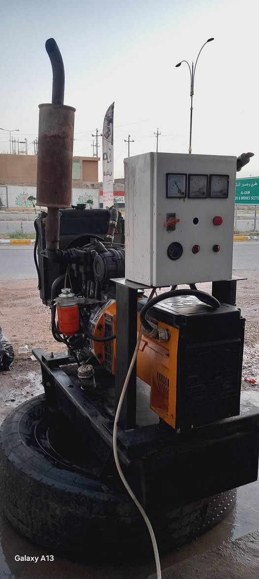 السلام عليكم 
مولد جاز بلادي (8 ونص كيفي ) (25 انبير )

نضافه 90%100 (صرفيت الكاز نص لتر ب ساعه )

مكفول 100%100 السعر مليون 600 وبيها مجال 

التواصل ***********
