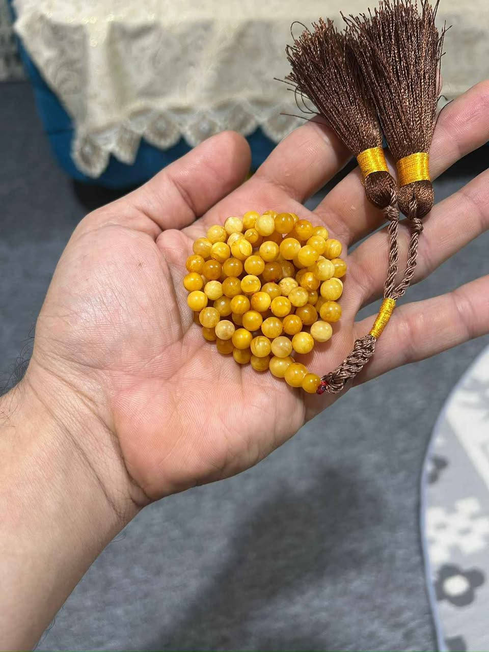 كهرب حر بولوني قديم ماخذ لون وتشجيرة بسيطة نضيفة جدا بدون شوائب قطعه وحده والشاهد ثلاث قطع من نفس المال السعر على الخاص وتدلل البصرة, العراق


**إذا كنت صاحب هذا الإعلان وتريد حذفه لأي سبب، رجاءا أرسل رسالة إلى الدعم الفني**
