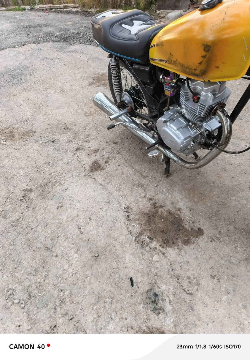 سلام عليكم دراجه للبيع وراق موديل 2011 وكيله شارع بغداد سعره 600 هاذ رقم ***********
