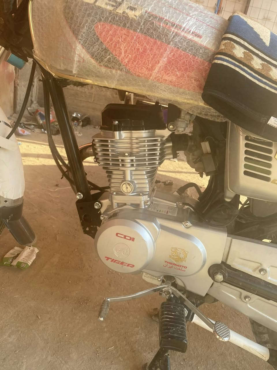 سلام عليكم
دراجه تايكر للبيع مديل 22 لون رصاصي اوراق اصولي معرفت السعر خاص او الاتصال عله الرقم *********** المكان سده الهنديه المهناويه قرب مرقد بنات الحسن الهاشميات
