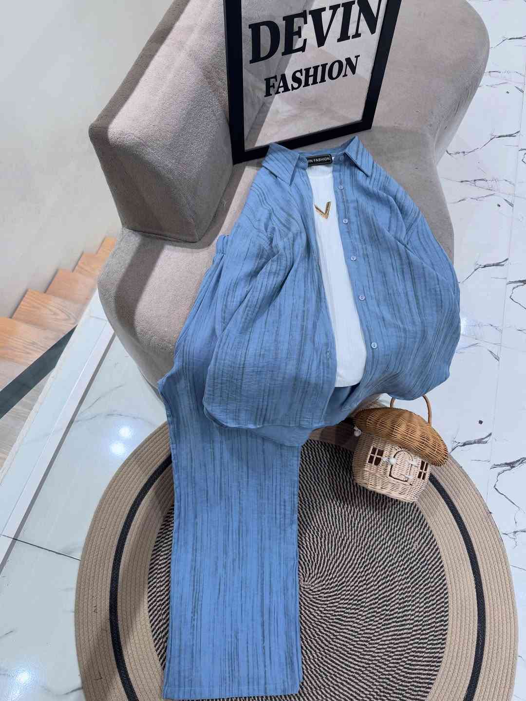 سوت للن 3 قطع كوالتي عالي جداً✨
خامه بارده 
قياسات 38-46✨
طول القميص 75cm✨
بنطرون كيلوت طول كامل 
راهي ✨
قطع محدوده✨ 
#اكسبلور_فولو #اكسبلور_explore #اكسبلورر #اكسبلور_العراق_السعوديه_الاردن_ايران_الكويت_طق_لايكات_كومنت_يلاا💙 #اكسبلور_ضيفونا


**إذا كنت صاحب هذا الإعلان وتريد حذفه لأي سبب، رجاءا أرسل رسالة إلى الدعم الفني**