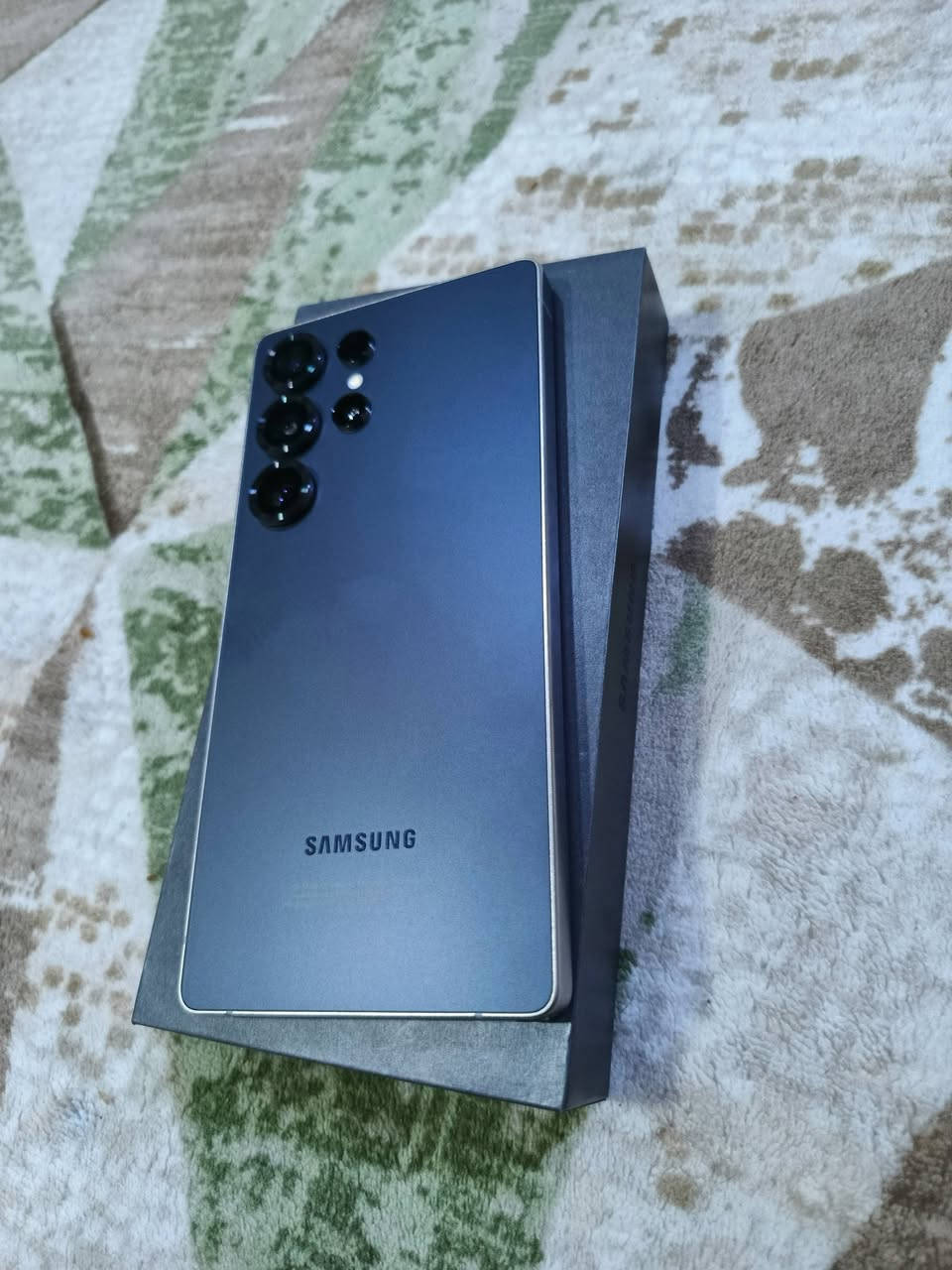 سامسونك s25 الترا شرق اوسط
ذاكرة ٢٥٦ والرام ١٢ كامل ملحقات جهاز نظيف جدا شخط ما بيه 
لا مفتوح ولا مصلح بعده بالضمان 
السعر 1200 مليون وميتين قفل 
مكاني بصرة 
***********
