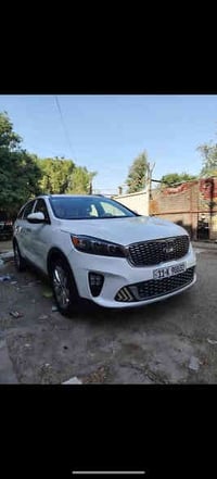 للبيع سورنتو 2019 بغداد وارد أمريكي حادثه دعاميه فقط والبنيد مصبوغ بدو...
