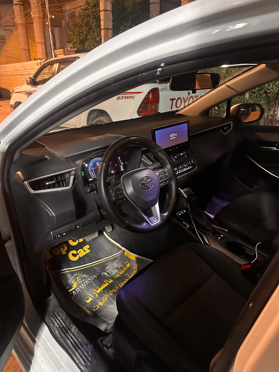 كورلا هايبرد 2023 رقم بغداد شكل خليجي 
السياره ماشيه 44الف 
السياره بيهه بارد خفيف بجاملغ الامامي مصلح بدون صبغ ➕طعجه بجاملغ الخلفي ممصلحه…..باقي السياره مكفوله
سعرهه 143ورقه وبيهه مجال
للاستفسار اكثر ***********
