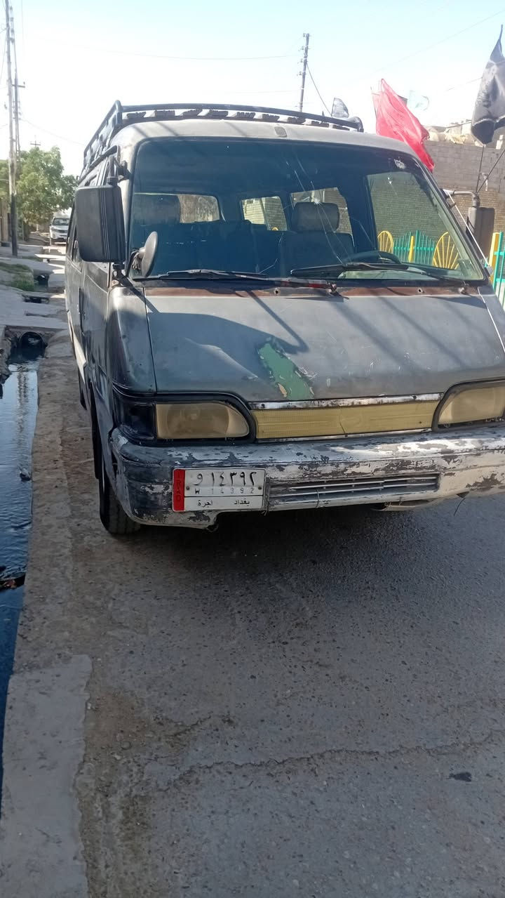 سلام عليكم كيا بستا للبيع او مراوس ببريجو ..موديل 1994 رقم بغداد سنويه عظم نافذه شواصي شركه سياره بلاديه مكينه تبخر كير اكسن نضيف كهربايات شغاله السعر30 وبيه مجال مكان بغداد ***********
