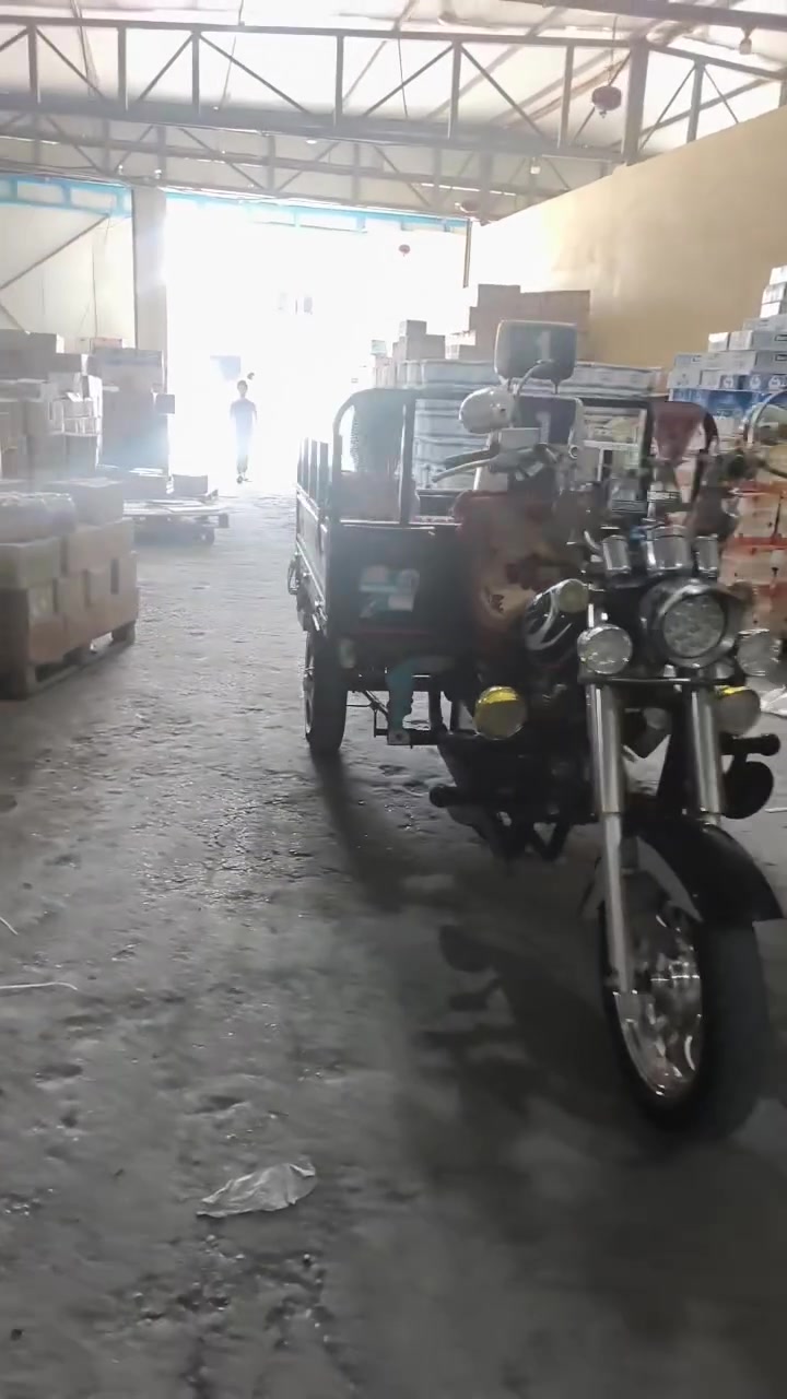سلام عليكم ستوتة موديل 20بيهة نقص بل وراق ستوتة نضيفة كير ومكينة تخم تاير جاهزة *********** ما متواجد بل فيس مكاني سماوة رميثة
