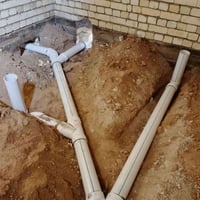 تأسيسات صحية عامة نصب السخانات وخلاطات المغاسل والسنگ والتانكيات فتح ب...