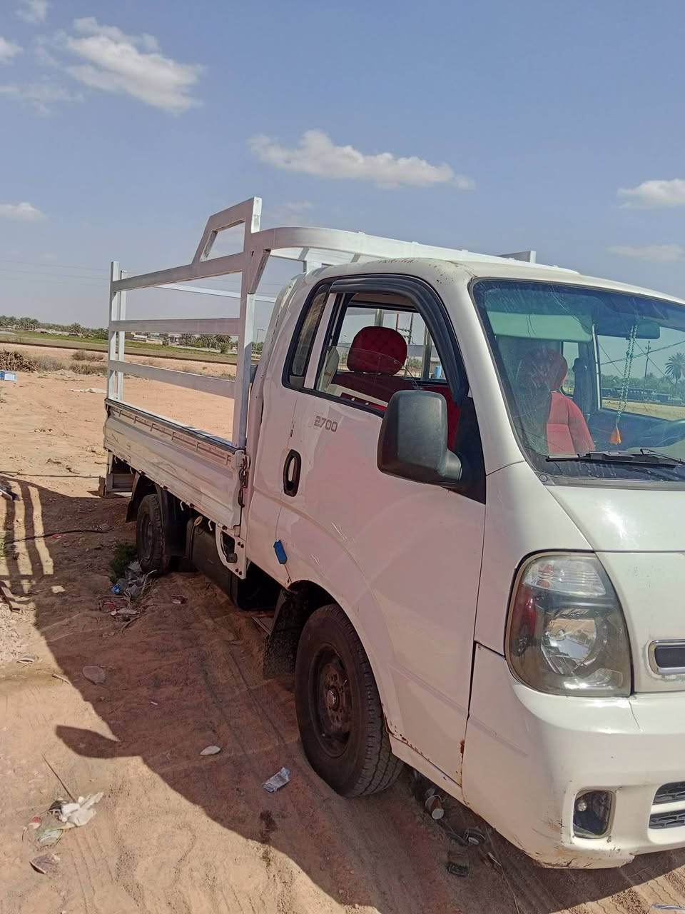 السلام عليكم كيه حمل 2700////موديل 14بيه بارد بل بنيد سياره حلوه وناعمه السعر 95وبيه مجال تخم تاير جديد سياره احتا جيت اريد ابيع مامتواجد على نت مكلف بل نشر ***********
