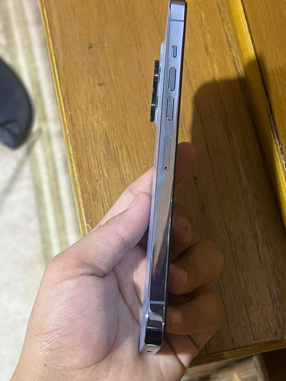 سلام عليكم
ايفون 13 برو ماكس مكفول نضيف شخط مابي 
ذاكره256 بطارية 85
امريكي نموذج A
والشاشه الي بصورة هاي لزكه مكسوره
سعر 700
مكاني حله 
الرقم ***********
