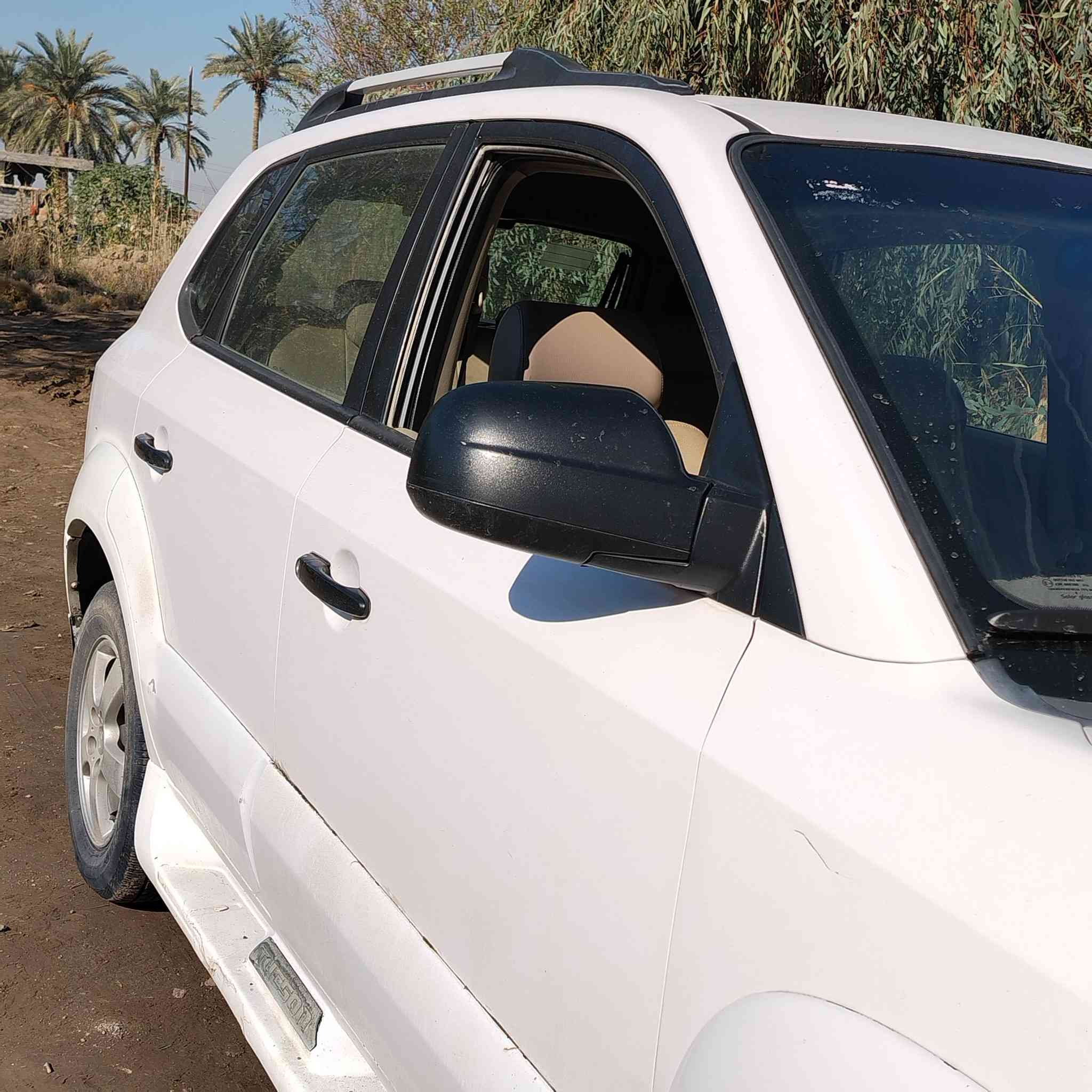 السلام عليكم
سياره توسان للبيع مستعجل مكانها بابل 
موديل 2008 لون ابيض سياره نضيفه مكفوله رقم أربيل
باقي تفاصيل
وسعر ع رقم ***********
