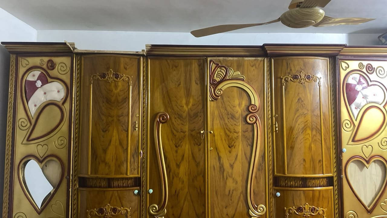 غرفه مستعمله مناسبه ليريدها يجي واتساب ويدلل توصيل موجود حسب الاتفاق ويدلل الشراي.  ***********
