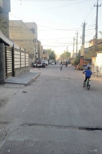 حلاقة وتجميل • ٢٤ ساعة • خلف السوق الاسود