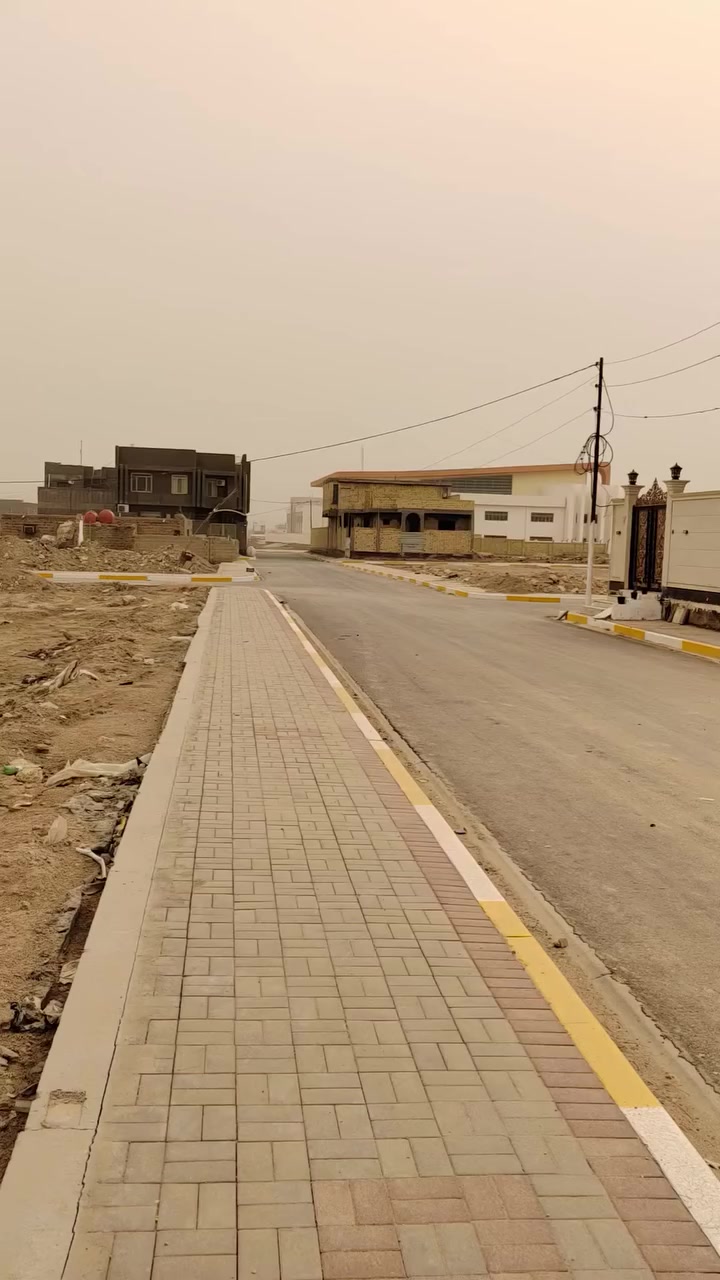 قطعه للبيع منطقة الاساتذه
قرب المدارس الصينيه 
مساحه ٣٥٠ متر
ركن شارع ٢٠ متر وشارع ١٠ متر
رقم العقار ٢٠١٨

للاستفسار الاتصال على الرقم *********** او مراجعة مكتب المدائن للعقار عنوان حي العسكري قرب جامع الإمام علي ع
