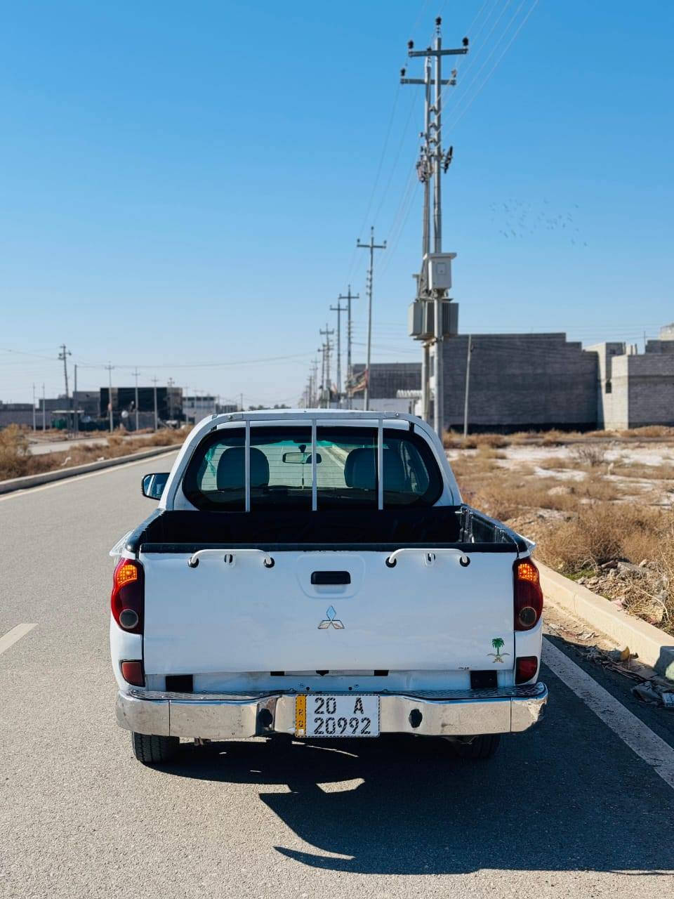 بيكم مسيوبيشي 2011 رقم ديالى دولي مكينه كير حداديه تدفئه تبريد مري كهرباء سياره مابيه اي نقص
السياره مصبوغه عام. مكان السياره ديالى الخالص السعر
٨٥ وبيه مجال للشراي 
.
.
***********
***********
